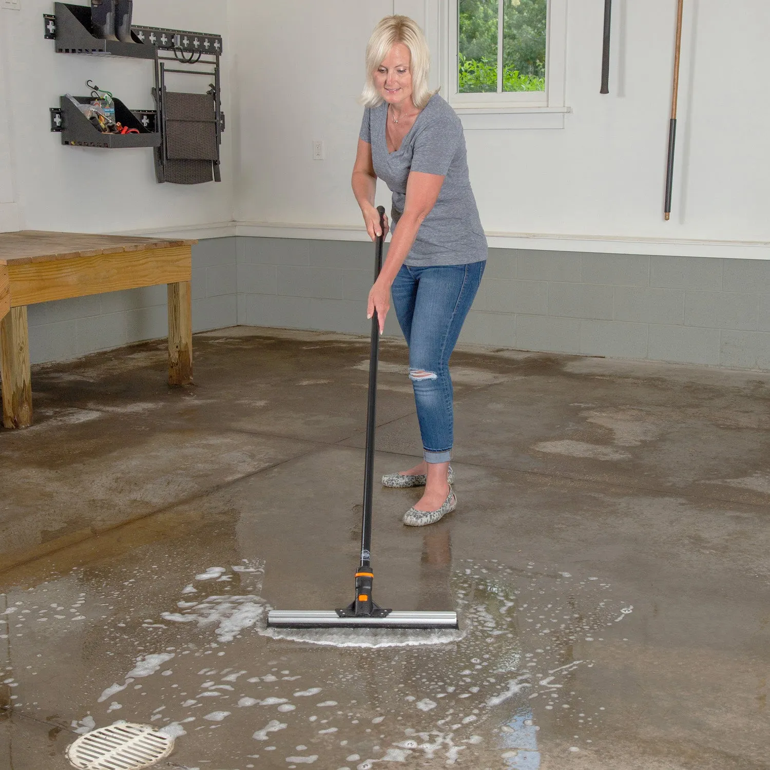 18 in. Floor Squeegee Head