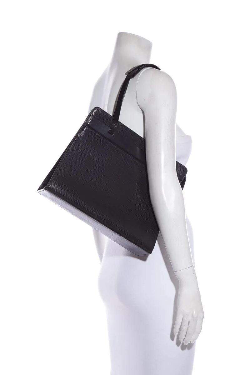 Trendy Inspired Louis Vuitton Vintage Black Epi Leather Riviera Handbag